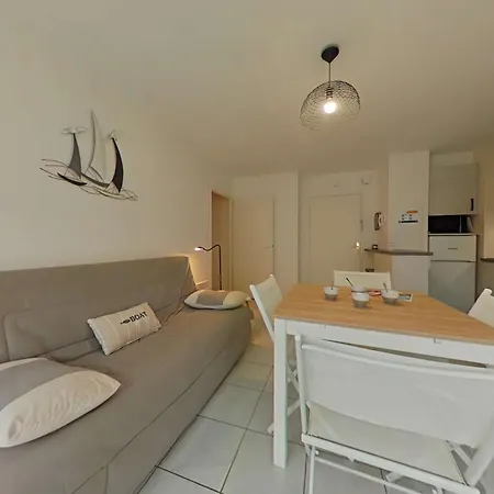 Διαμέρισμα Appartement 2 Pieces, 4 Couchages, Saint-Gilles-Croix-De-Vie, Avec Wifi Et Parking - Fr-1-224-783